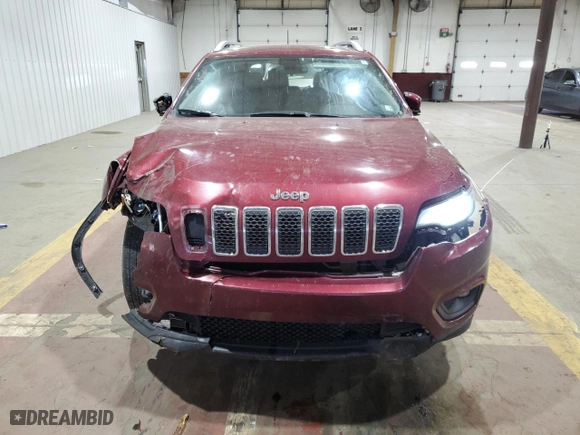 2019 Jeep Cherokee Altitude with VIN 1C4PJMLBXKD383392, listed as a Copart auction lot 87704675 with 312,510 mi miles and Salvage Title. Bid and sale history available at carsss.com. Image 5.