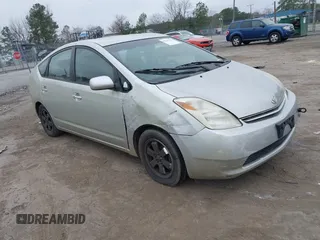 2005 Toyota Prius with VIN JTDKB20UX57026587, listed as a IAAI auction lot 41767355 with 278,762 mi miles. Bid and sale history available at carsss.com. Image 1.