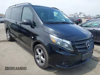 2016 Mercedes-Benz Metris Passenger z VIN WD4PG2EEXG3132028, wystawiony jako IAAI lot #42286567 z przebiegiem 191 063 mil mil oraz . Historia ofert i sprzedaży dostępna na DreamBid. Obrazek 1.