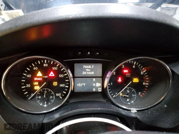 2010 Mercedes-Benz R with VIN 4JGCB6FE8AA112050, listed as a Copart auction lot 55428475 with 261,668 mi miles and Salvage Title. Bid and sale history available at carsss.com. Image 9.