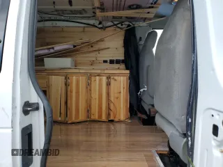 2014 Ford Econoline Cargo Commercial с VIN 1FTNE2EW1EDA31130, выставлен на аукционе Copart как лот 51695845 с пробегом 86 828 миль миль и Списание • Salvage title. История ставок и продаж доступна на DreamBid. Изображение 10.