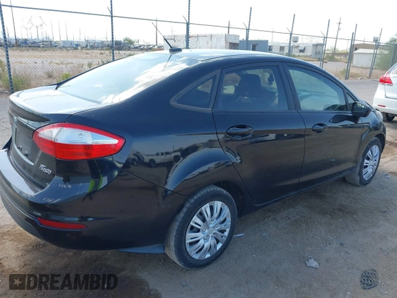 2016 Ford Fiesta S z VIN 3FADP4AJ5GM167558, wystawiony jako IAAI lot #42467875 z przebiegiem 171 565 mil mil oraz . Historia ofert i sprzedaży dostępna na DreamBid. Obrazek 4.