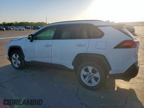 2019 Toyota RAV4 XLE with VIN JTMW1RFV6KD512405, listed as a Copart auction lot 53965385 with 92,066 mi miles and Salvage Title. Bid and sale history available at DreamBid. Image 2.