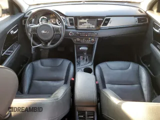 2019 Kia Niro Touring with VIN KNDCE3LC9K5215999, listed as a Copart auction lot 84847314 with 95,880 mi miles and Salvage Title. Bid and sale history available at carsss.com. Image 8.