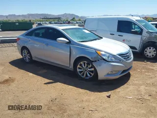 2011 Hyundai Sonata Limited with VIN 5NPEC4AC0BH081715, listed as a IAAI auction lot 42039272 with 136,997 mi miles and . Bid and sale history available at carsss.com. Image 1.