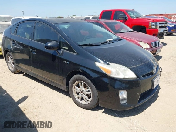 2010 Toyota Prius II with VIN JTDKN3DU1A0152394, listed as a IAAI auction lot 42038271 with 183,982 mi miles. Bid and sale history available at carsss.com. Image 1.