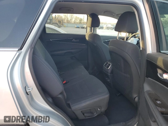 2020 Kia Sorento LX with VIN 5XYPGDA38LG666628, listed as a Copart auction lot 49224265 with 93,704 mi miles and Clean Title. Bid and sale history available at DreamBid. Image 10.