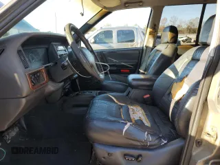1997 Jeep Grand Cherokee TSi with VIN 1J4FX58S4VC516340, listed as a Copart auction lot 84409044 with 256,300 mi miles and Clean Title. Bid and sale history available at carsss.com. Image 7.
