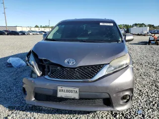 2017 Toyota Sienna SE with VIN 5TDXZ3DC1HS768654, listed as a Copart auction lot 48874735 with 246,060 mi miles and Salvage Title. Bid and sale history available at carsss.com. Image 5.