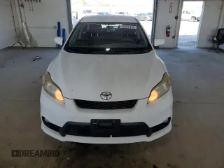 2011 Toyota Matrix z VIN 2T1KU4EE5BC712652, wystawiony jako Copart lot #52297315 z przebiegiem 111 348 mil mil oraz Szkoda całkowita • Salvage title. Historia ofert i sprzedaży dostępna na DreamBid. Obrazek 5.