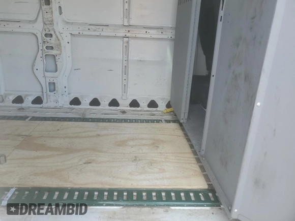 2016 Ram ProMaster Cargo with VIN 3C6URVJG2GE122559, listed as a Copart auction lot 55882015 with 340,773 mi miles and Clean Title. Bid and sale history available at DreamBid. Image 11.