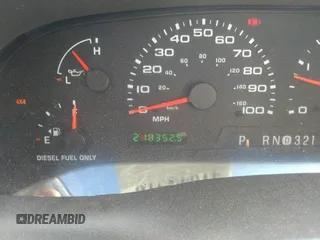2004 Ford F-250 XL z VIN 1FTNX21P04EB90318, wystawiony jako IAAI lot #41640316 z przebiegiem 218 352 mil mil oraz . Historia ofert i sprzedaży dostępna na DreamBid. Obrazek 7.