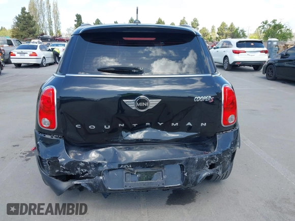 2016 MINI Countryman S with VIN WMWZC3C50GWT08510, listed as a IAAI auction lot 42046902 with 103,178 mi miles and . Bid and sale history available at DreamBid. Image 17.