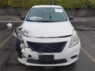 2014 Nissan Versa SV with VIN 3N1CN7AP4EL850102, listed as a IAAI auction lot 41729642 with 181,514 mi miles. Bid and sale history available at carsss.com. Image 12.