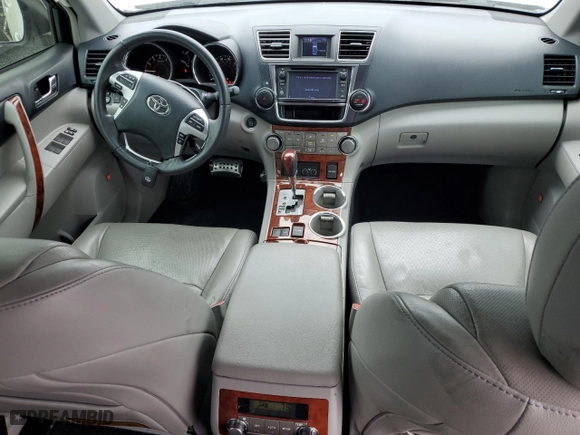 2013 Toyota Highlander Limited with VIN 5TDYK3EH1DS112922, listed as a Copart auction lot 51876665 with 122,583 mi miles and Salvage Title. Bid and sale history available at carsss.com. Image 8.