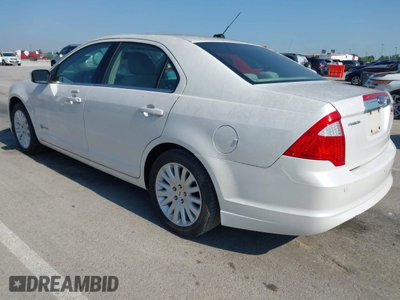 2010 Ford Fusion Hybrid с VIN 3FADP0L3XAR149879, выставлен на аукционе IAAI как лот 42628555 с пробегом 82 855 миль миль и . История ставок и продаж доступна на DreamBid. Изображение 3.