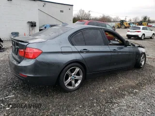 2015 BMW 3 Series 328i xDrive с VIN WBA3B5G5XFNS17490, выставлен на аукционе Copart как лот 83467444 с пробегом Не указан миль и Списание • Salvage title. История ставок и продаж доступна на DreamBid. Изображение 3.