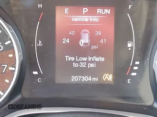 2019 Jeep Compass Latitude with VIN 3C4NJDBB1KT661261, listed as a IAAI auction lot 41883403 with 207,304 mi miles and . Bid and sale history available at DreamBid. Image 16.