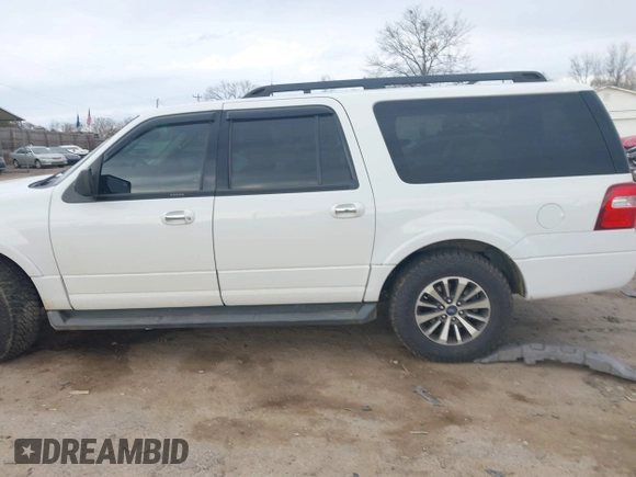 2016 Ford Expedition EL XLT with VIN 1FMJK1HT8GEF49487, listed as a IAAI auction lot 41464009 with 146,582 mi miles. Bid and sale history available at carsss.com. Image 15.