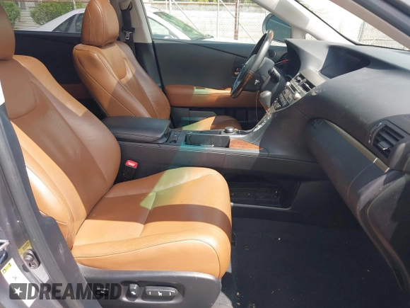 2013 Lexus RX 350 z VIN 2T2ZK1BA4DC088362, wystawiony jako IAAI lot #42264957 z przebiegiem 114 526 mil mil oraz . Historia ofert i sprzedaży dostępna na DreamBid. Obrazek 5.