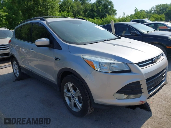 2013 Ford Escape SE z VIN 1FMCU0GX3DUC23910, wystawiony jako IAAI lot #42245926 z przebiegiem 159 076 mil mil oraz . Historia ofert i sprzedaży dostępna na DreamBid. Obrazek 1.