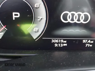 2022 Audi SQ8 Prestige z VIN WA1CWBF11ND017665, wystawiony jako IAAI lot #41430807 z przebiegiem 30 619 mil mil oraz . Historia ofert i sprzedaży dostępna na DreamBid. Obrazek 14.
