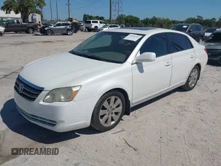 2006 Toyota Avalon XL with VIN 4T1BK36B06U078479, listed as a IAAI auction lot 41940266 with 168,852 mi miles. Bid and sale history available at carsss.com. Image 2.