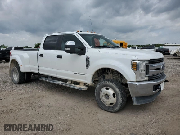 2019 Ford F-350 XL with VIN 1FT8W3DT1KEE82149, listed as a Copart auction lot 63997105 with 300,158 mi miles and Salvage title. Bid and sale history available at DreamBid. Image 4.