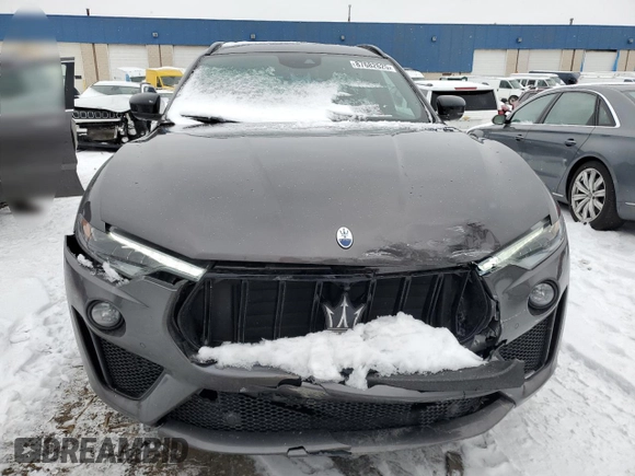 2022 Maserati Levante Modena S with VIN ZN661ZUM1NX407217, listed as a Copart auction lot 87682625 with 13,940 mi miles and Clean Title. Bid and sale history available at carsss.com. Image 5.