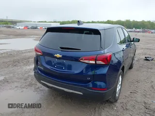 2022 Chevrolet Equinox LT z VIN 3GNAXKEV0NL299751, wystawiony jako IAAI lot #42190371 z przebiegiem 15 448 mil mil oraz . Historia ofert i sprzedaży dostępna na DreamBid. Obrazek 4.