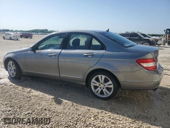 2011 Mercedes-Benz C 300 Sport z VIN WDDGF8BB9BR168783, wystawiony jako Copart lot #52319895 z przebiegiem 120 366 mil mil oraz Tytuł czysty. Historia ofert i sprzedaży dostępna na DreamBid. Obrazek 2.