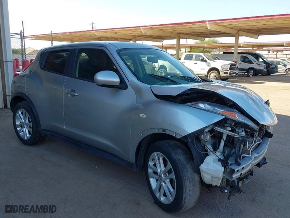 2012 Nissan Juke SV with VIN JN8AF5MV4CT116704, listed as a IAAI auction lot 40425604 with 171,138 mi miles. Bid and sale history available at carsss.com. Image 1.