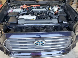2023 Toyota Sequoia SR5 with VIN 7SVAAABA4PX006078, listed as a Copart auction lot 84001864 with 7,492 mi miles and Salvage Title. Bid and sale history available at carsss.com. Image 12.