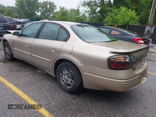2005 Pontiac Bonneville SE z VIN 1G2HX52K15U247462, wystawiony jako IAAI lot #42343759 z przebiegiem 173 647 mil mil oraz . Historia ofert i sprzedaży dostępna na DreamBid. Obrazek 3.