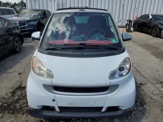 2009 Smart fortwo Passion with VIN WMEEK31X69K212370, listed as a Copart auction lot 67723684 with 68,232 mi miles and Salvage Title. Bid and sale history available at carsss.com. Image 5.
