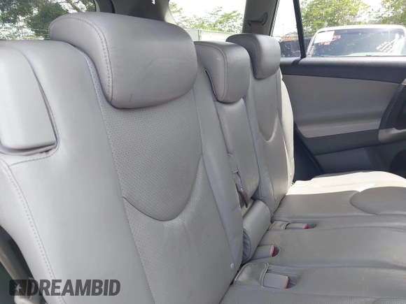 2006 Toyota RAV4 Limited with VIN JTMZD31V965009976, listed as a IAAI auction lot 42407768 with 187,703 mi miles and . Bid and sale history available at DreamBid. Image 8.