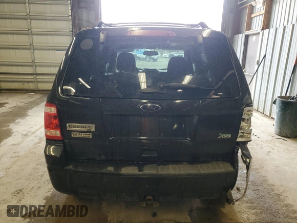 2011 Ford Escape XLT with VIN 1FMCU9DG6BKA13397, listed as a Copart auction lot 62306175 with 111,688 mi miles and Salvage title. Bid and sale history available at DreamBid. Image 6.