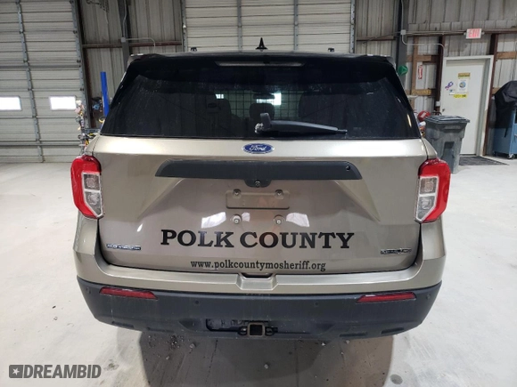 2020 Ford Police Interceptor Utility with VIN 1FM5K8AB2LGC52628, listed as a Copart auction lot 44583605 with 0 mi miles and Salvage Title. Bid and sale history available at carsss.com. Image 6.
