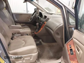 2000 Lexus RX 300 z VIN JT6HF10U6Y0129714, wystawiony jako IAAI lot #41641164 z przebiegiem 174 537 mil mil oraz . Historia ofert i sprzedaży dostępna na DreamBid. Obrazek 5.
