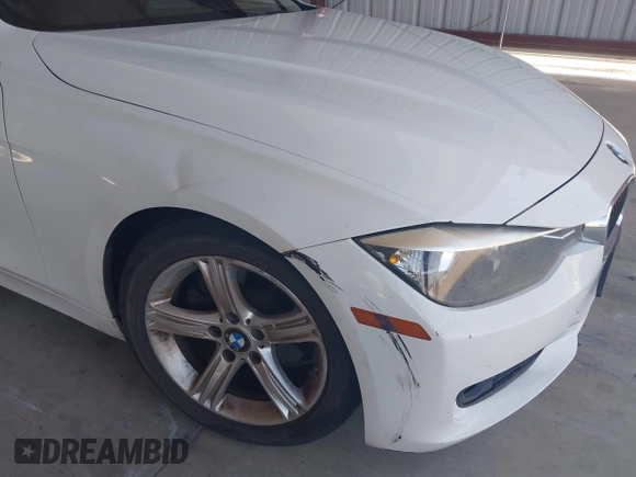 2013 BMW 3 Series 328i with VIN WBA3C1C50DF438180, listed as a IAAI auction lot 42082401 with 206,412 mi miles. Bid and sale history available at carsss.com. Image 6.