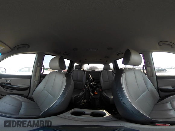 2017 Kia Sedona LX with VIN KNDMB5C19H6329933, listed as a IAAI auction lot 41796158 with 101,399 mi miles. Bid and sale history available at carsss.com. Image 19.