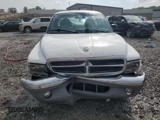 1999 Dodge Dakota SLT z VIN 1B7FL26X3XS170126, wystawiony jako Copart lot #54621095 z przebiegiem 192 965 mil mil oraz Szkoda całkowita • Salvage title. Historia ofert i sprzedaży dostępna na DreamBid. Obrazek 5.