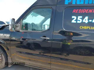 2019 Nissan NV Cargo SV z VIN 1N6AF0LY0KN800465, wystawiony jako IAAI lot #42296328 z przebiegiem 119 472 mil mil oraz . Historia ofert i sprzedaży dostępna na DreamBid. Obrazek 15.