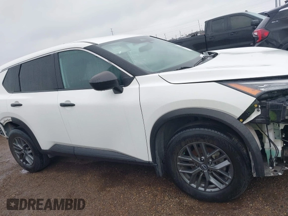 2023 Nissan Rogue S with VIN 5N1BT3AAXPC780425, listed as a IAAI auction lot 41636943 with 26,910 mi miles. Bid and sale history available at carsss.com. Image 14.