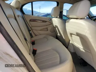 2007 Jaguar X-Type z VIN SAJWA51A07WJ14424, wystawiony jako Copart lot #84556864 z przebiegiem Nie podano mil oraz Szkody całkowita. Historia ofert i sprzedaży dostępna na DreamBid. Obrazek 10.