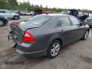 2012 Ford Fusion SE z VIN 3FAHP0HA1CR424096, wystawiony jako IAAI lot #42364116 z przebiegiem 53 026 mil mil oraz . Historia ofert i sprzedaży dostępna na DreamBid. Obrazek 4.