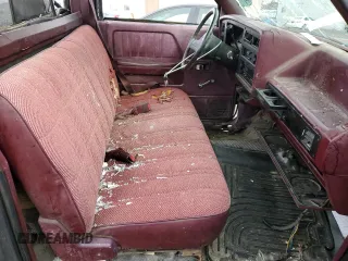1989 Dodge Dakota S with VIN 1B7GL26X9KS129335, listed as a Copart auction lot 82744003 with 174,152 mi miles and Salvage Title. Bid and sale history available at carsss.com. Image 7.