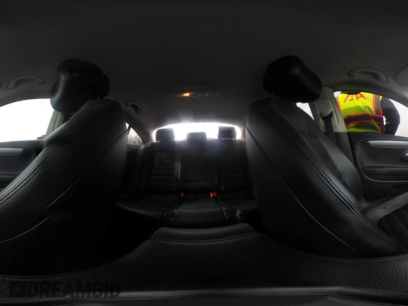 2013 Volkswagen CC Sport Plus с VIN WVWBP7AN1DE502127, выставлен на аукционе IAAI как лот 41463869 с пробегом 169 464 миль миль и . История ставок и продаж доступна на DreamBid. Изображение 18.