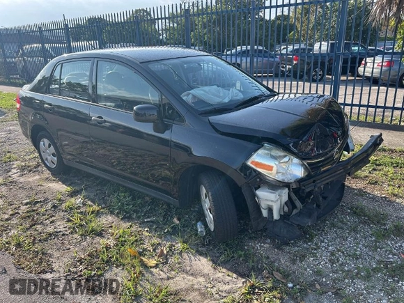 2010 Nissan Versa 1.6 with VIN 3N1CC1AP5AL391286, listed as a IAAI auction lot 42005172 with 33,441 mi miles. Bid and sale history available at carsss.com. Image 1.