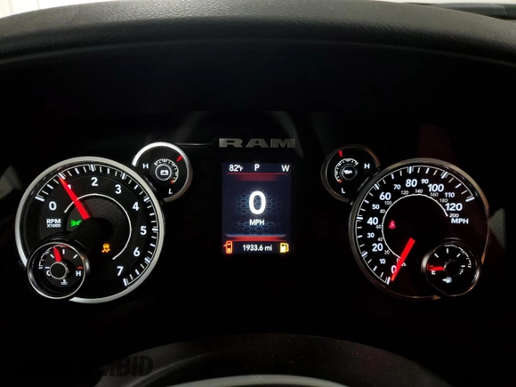 2024 Ram 2500 Big Horn with VIN 3C6UR5DJ5RG397602, listed as a Copart auction lot 60254515 with 1,933 mi miles and Clean title. Bid and sale history available at DreamBid. Image 9.
